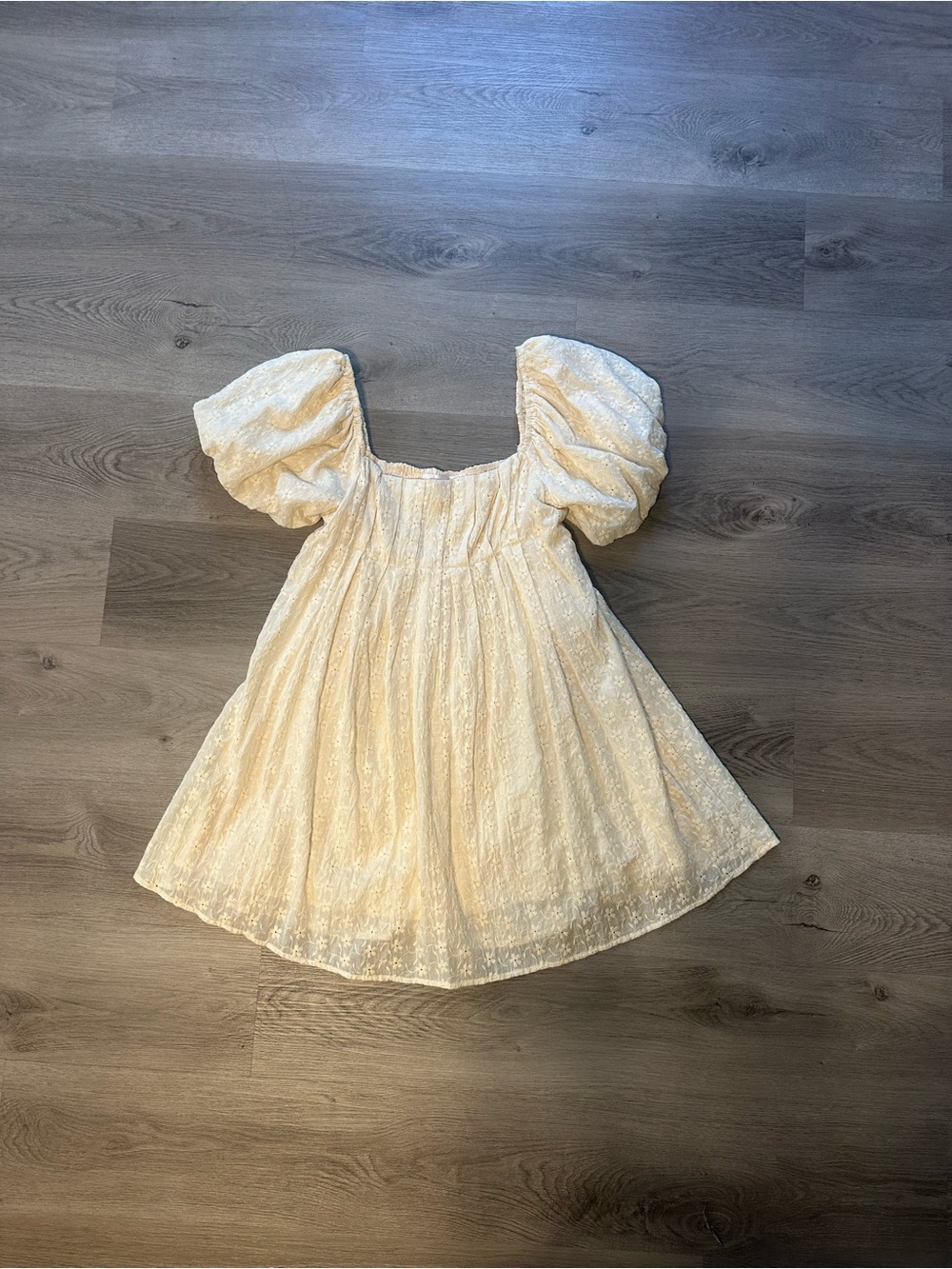 Women’s Puff-Sleeve Mini Dress in Cream